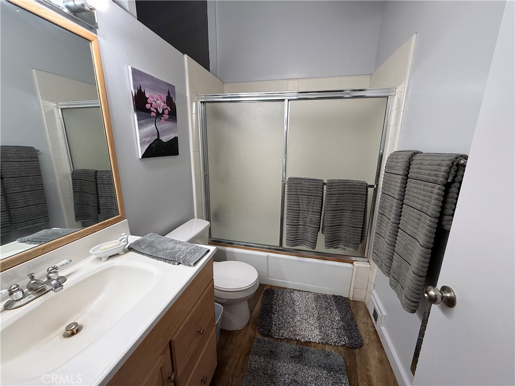 872 Sierra Vista Drive 30 Property Photo 13