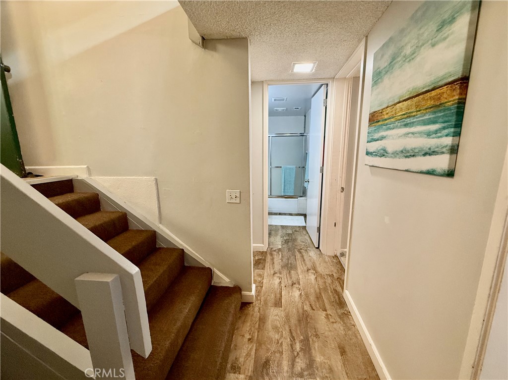 872 Sierra Vista Drive 30 Property Photo 14