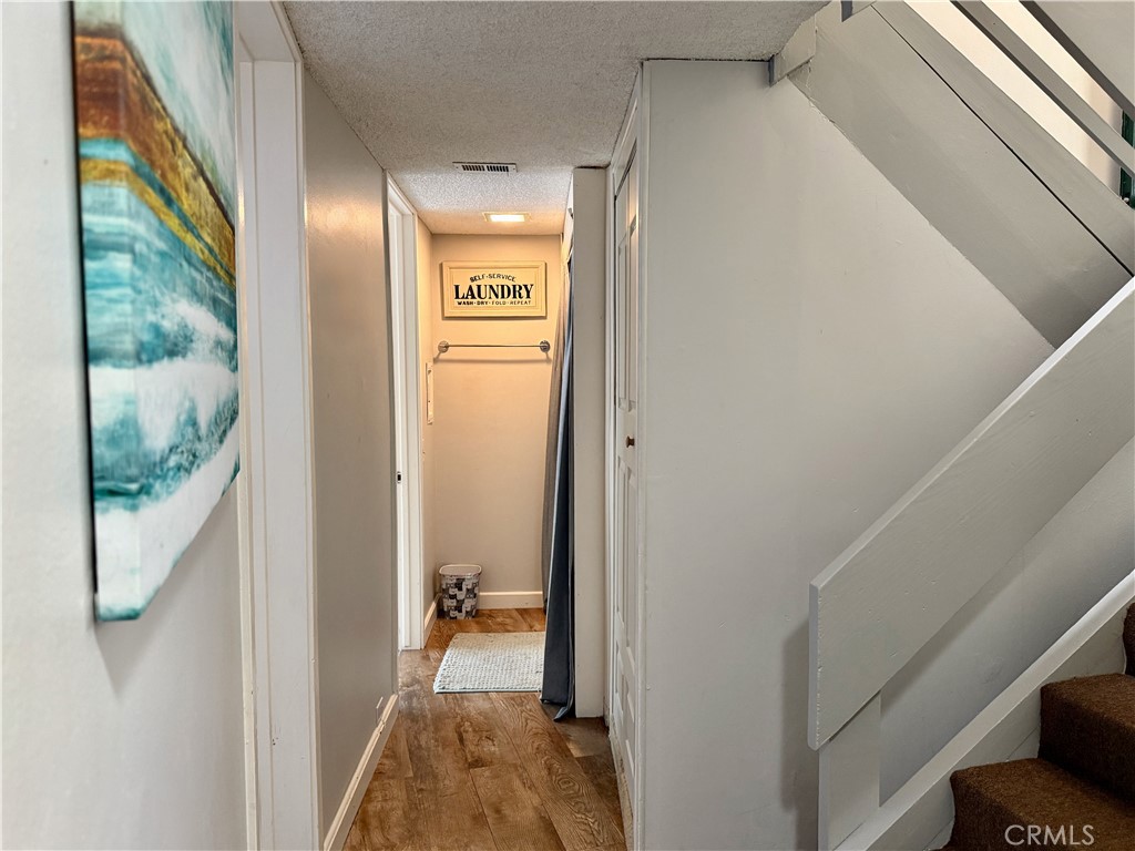 872 Sierra Vista Drive 30 Property Photo 15