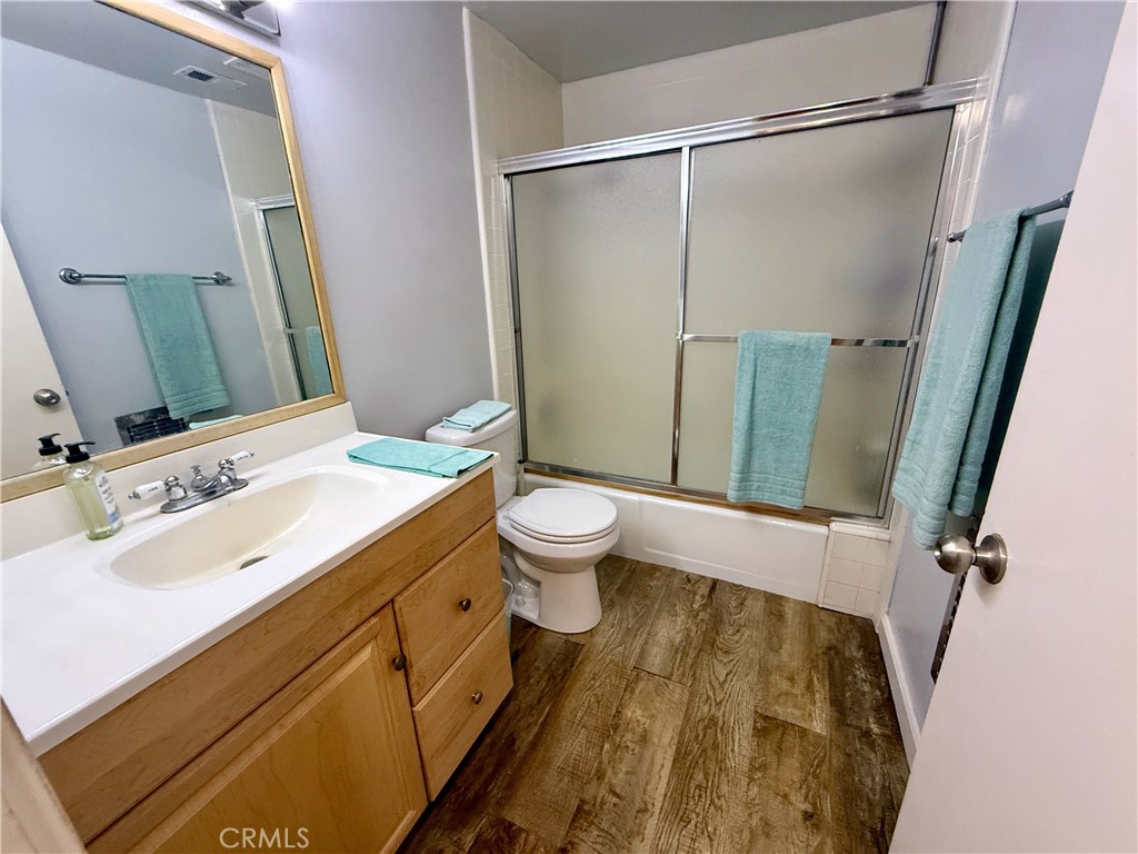 872 Sierra Vista Drive 30 Property Photo 16