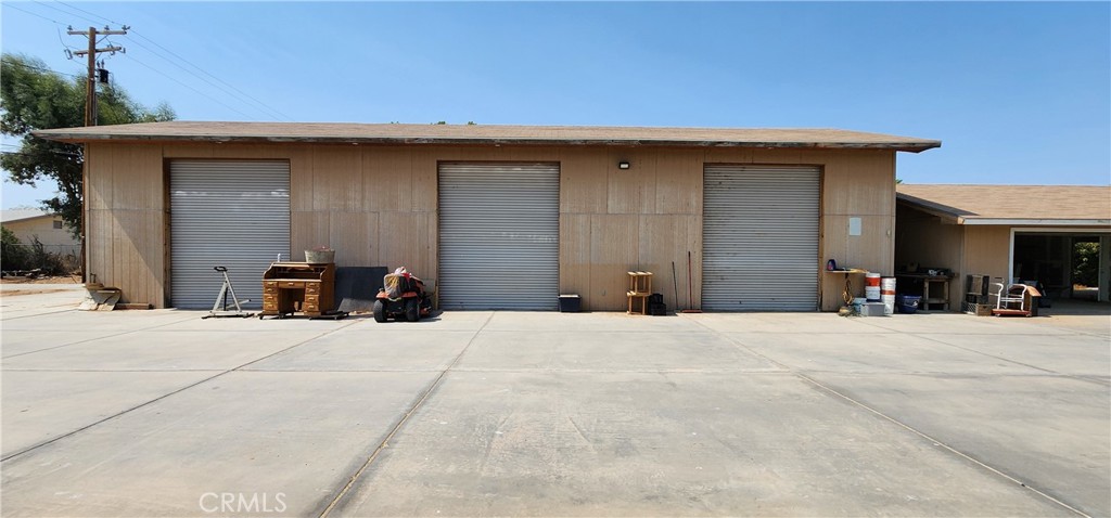 690 Riviera Drive Property Photo 10