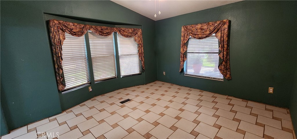 690 Riviera Drive Property Photo 31