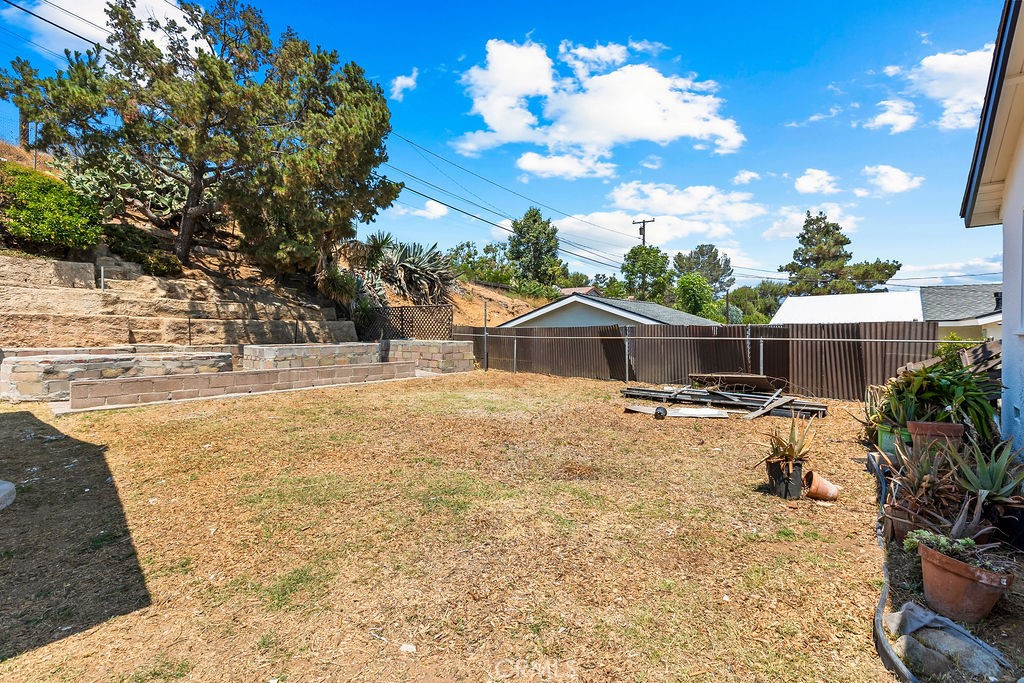 9060 Balsa Street Property Photo 27