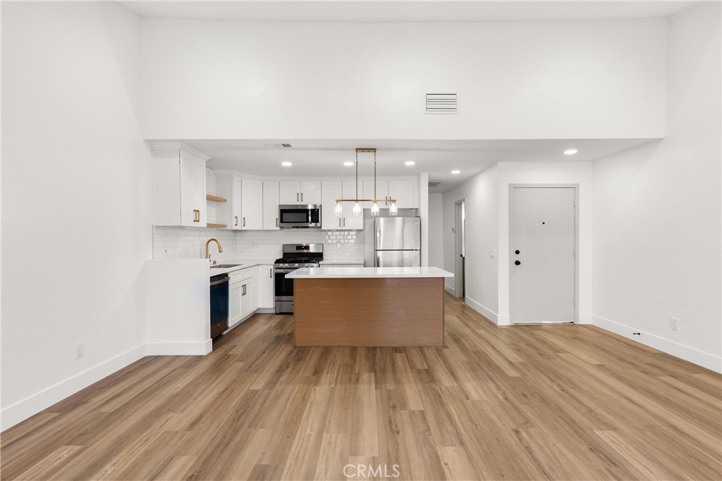 87 Tennessee Street C Property Photo 13