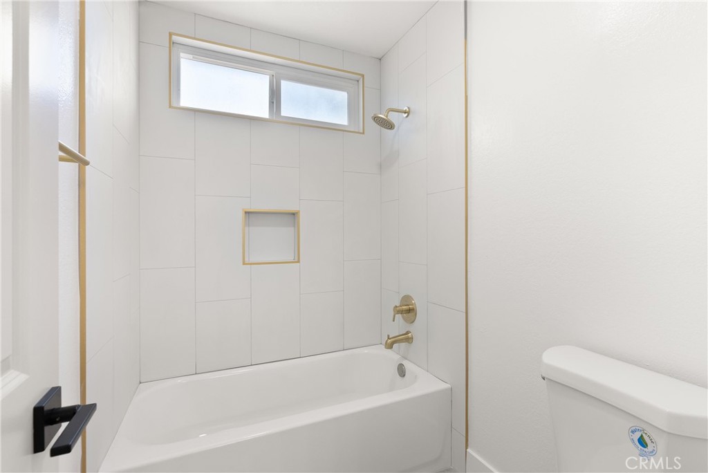 87 Tennessee Street C Property Photo 22