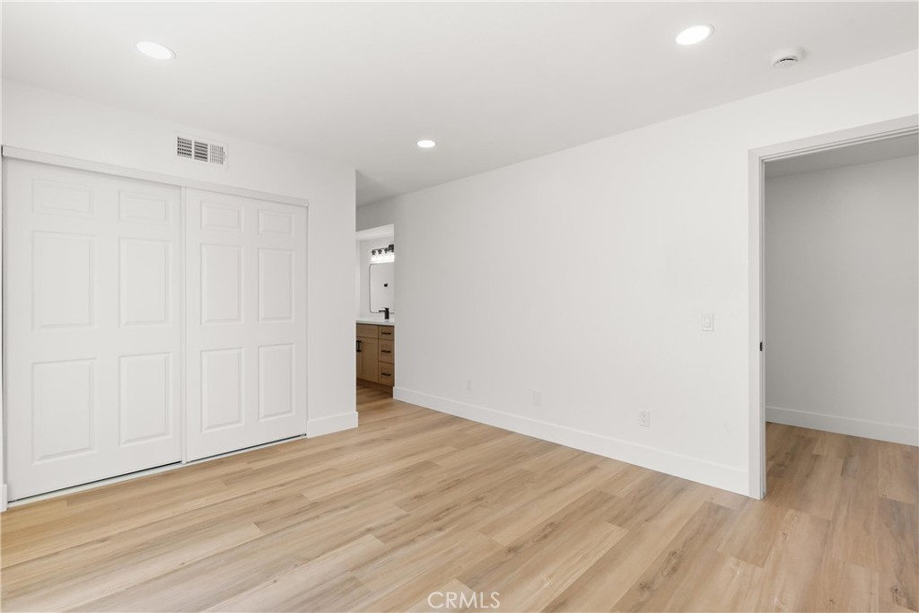 87 Tennessee Street C Property Photo 25