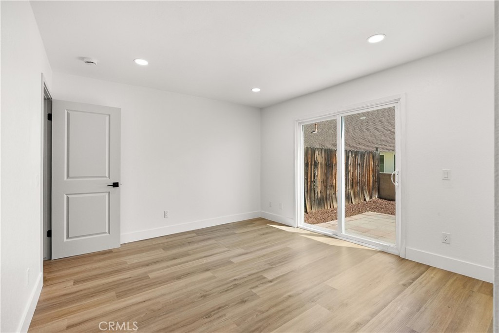87 Tennessee Street C Property Photo 26