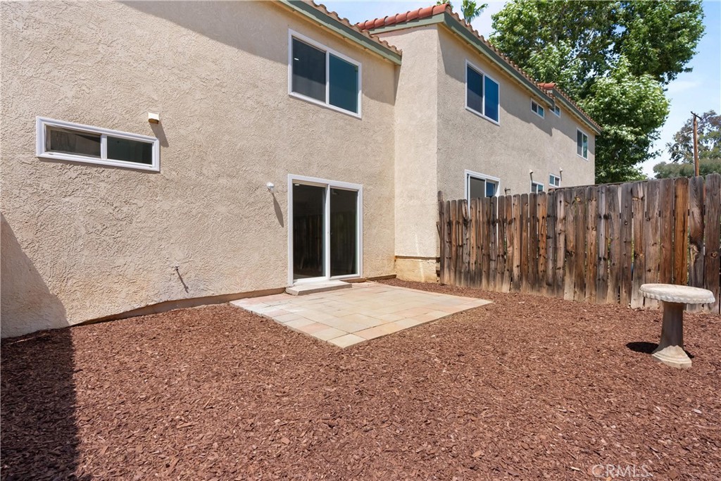 87 Tennessee Street C Property Photo 28