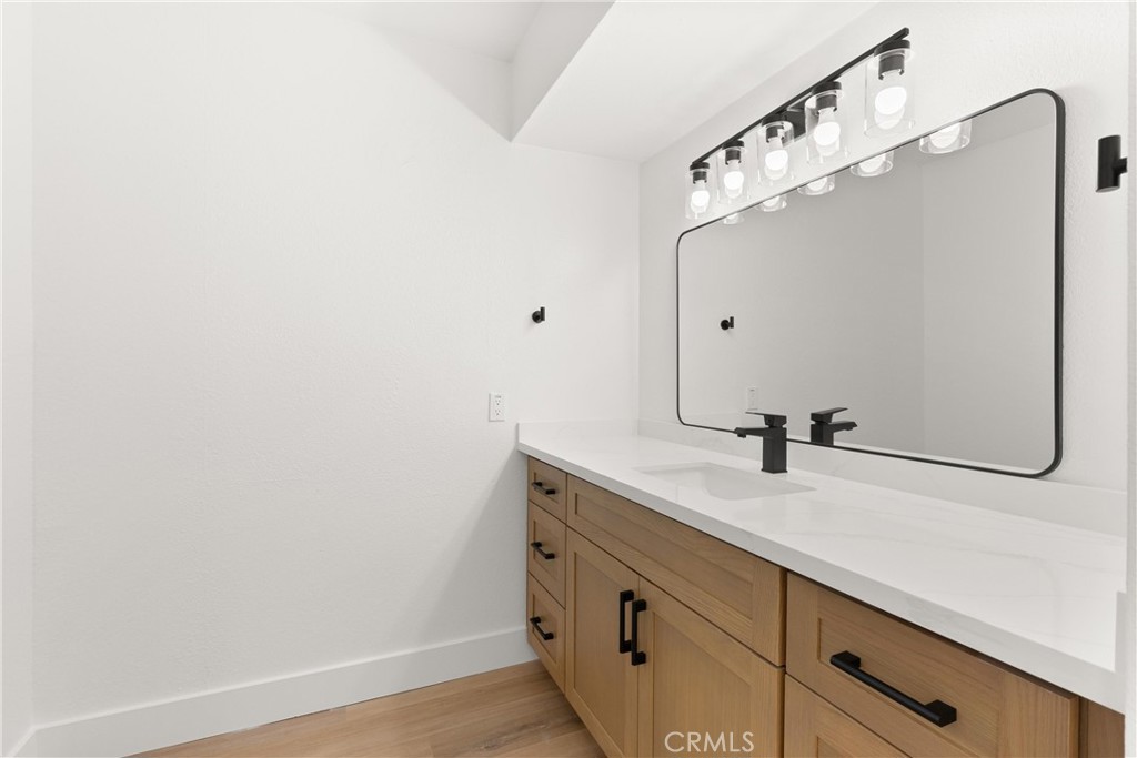 87 Tennessee Street C Property Photo 29