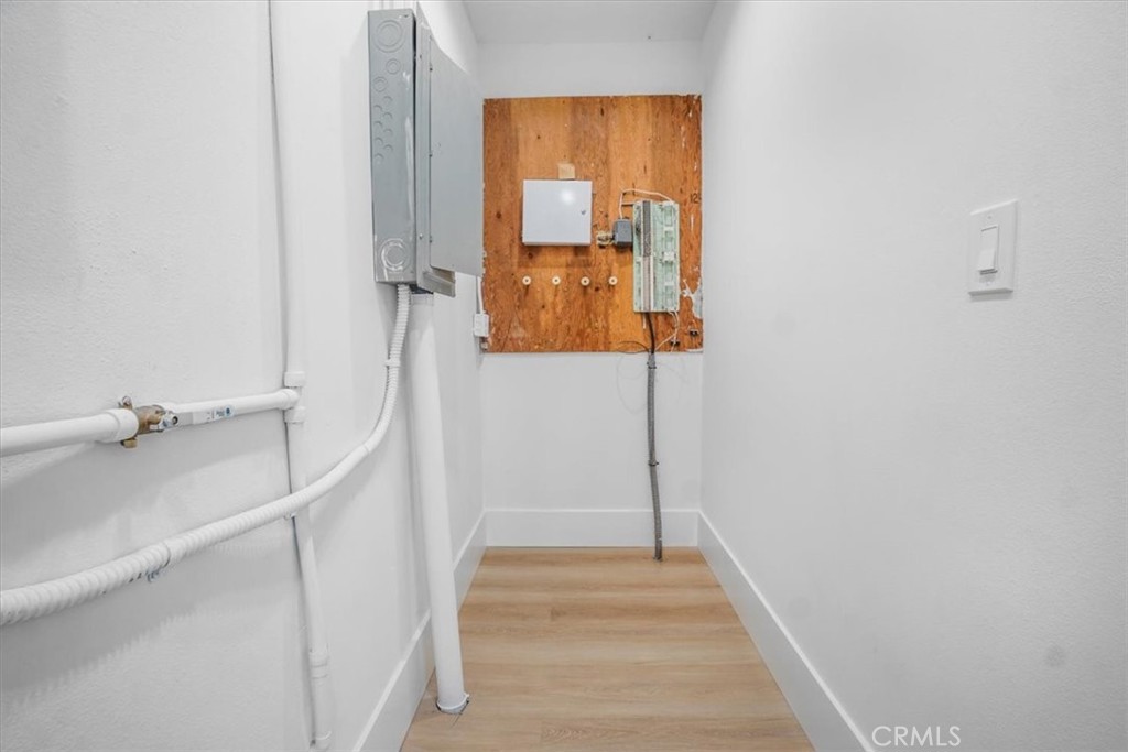 1240 N Jefferson Street B Property Photo 10