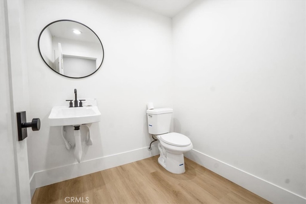 1240 N Jefferson Street B Property Photo 33