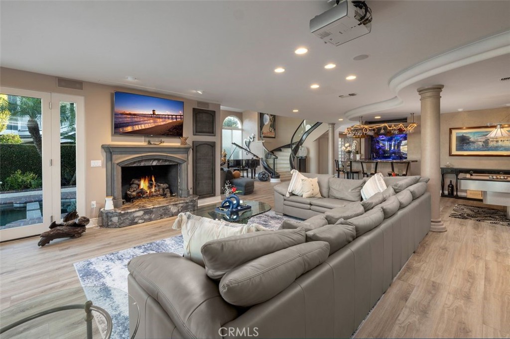 17022 Marinabay Drive Property Photo 8