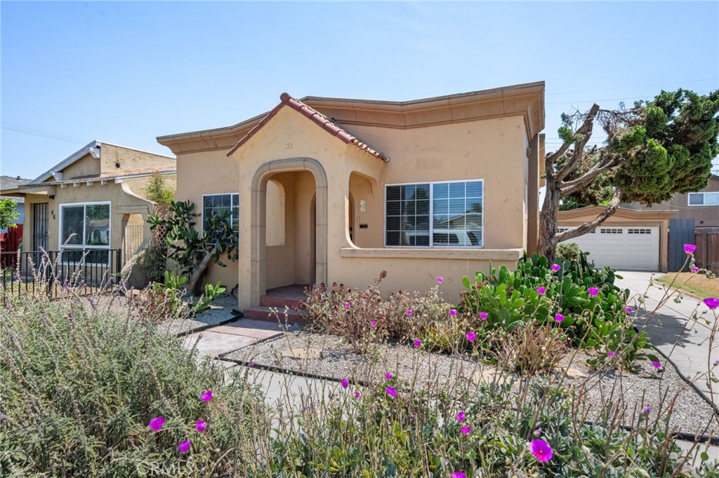 60 E Platt Street Property Photo 1