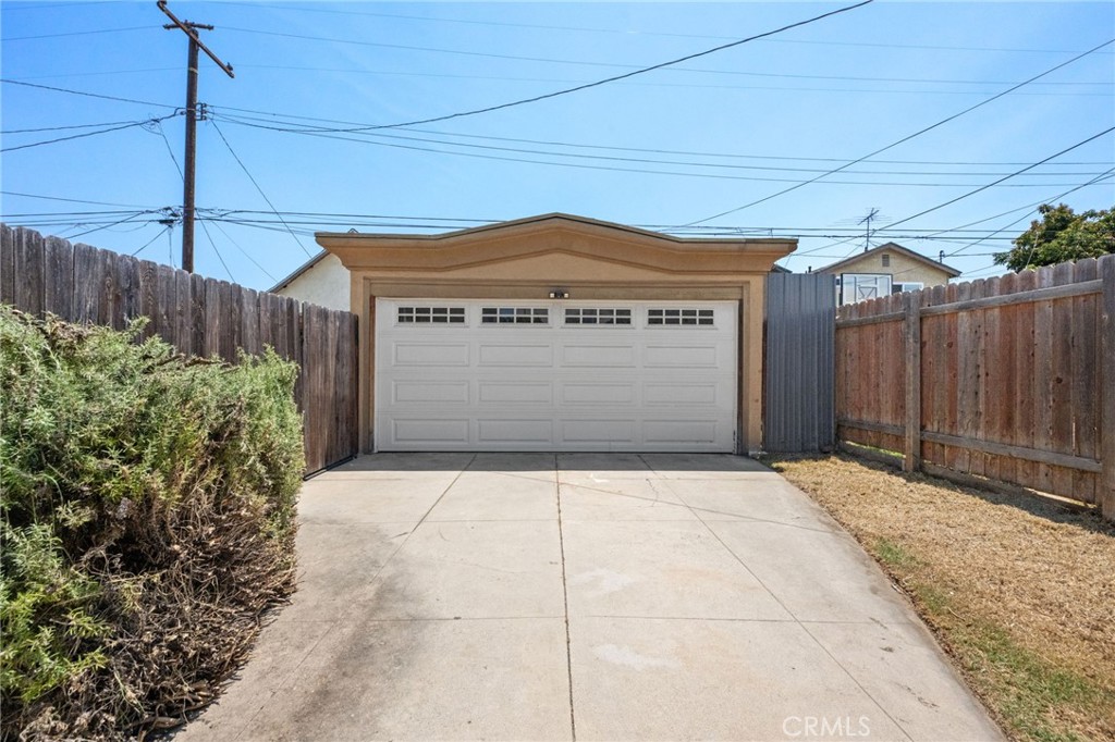 60 E Platt Street Property Photo 13