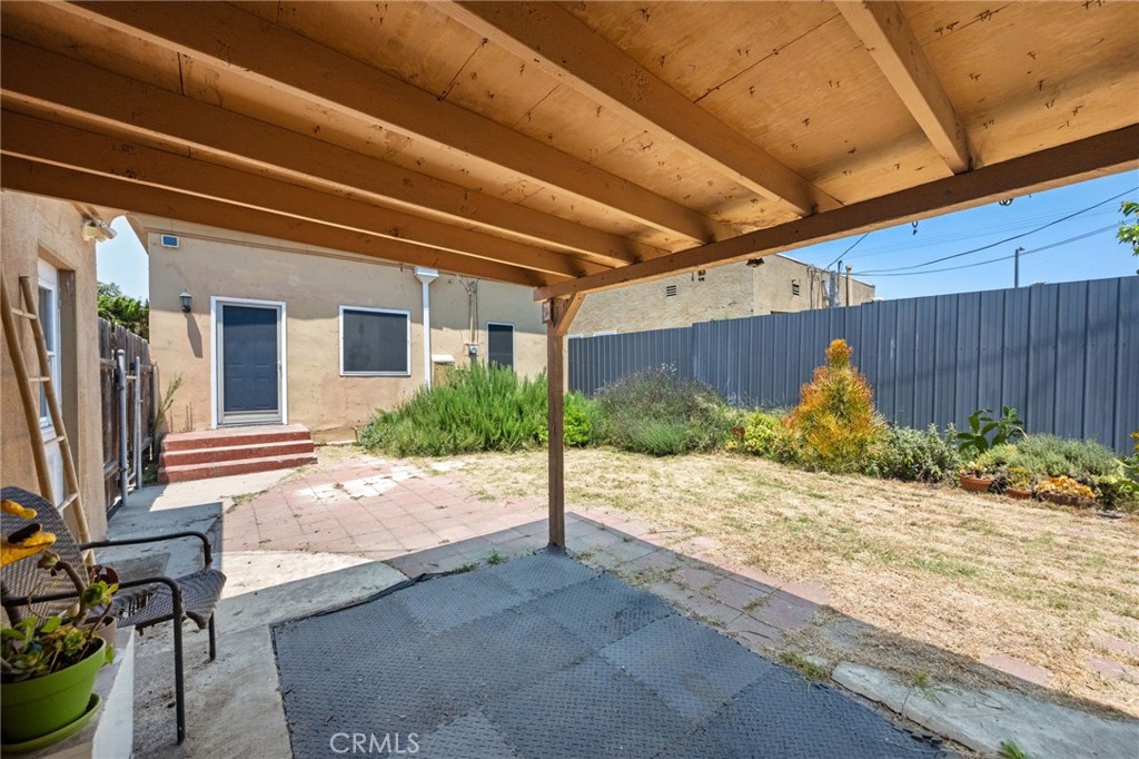 60 E Platt Street Property Photo 17