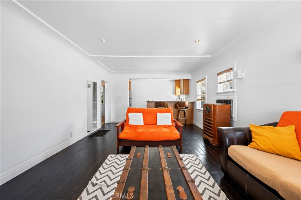 60 E Platt Street Property Photo 27