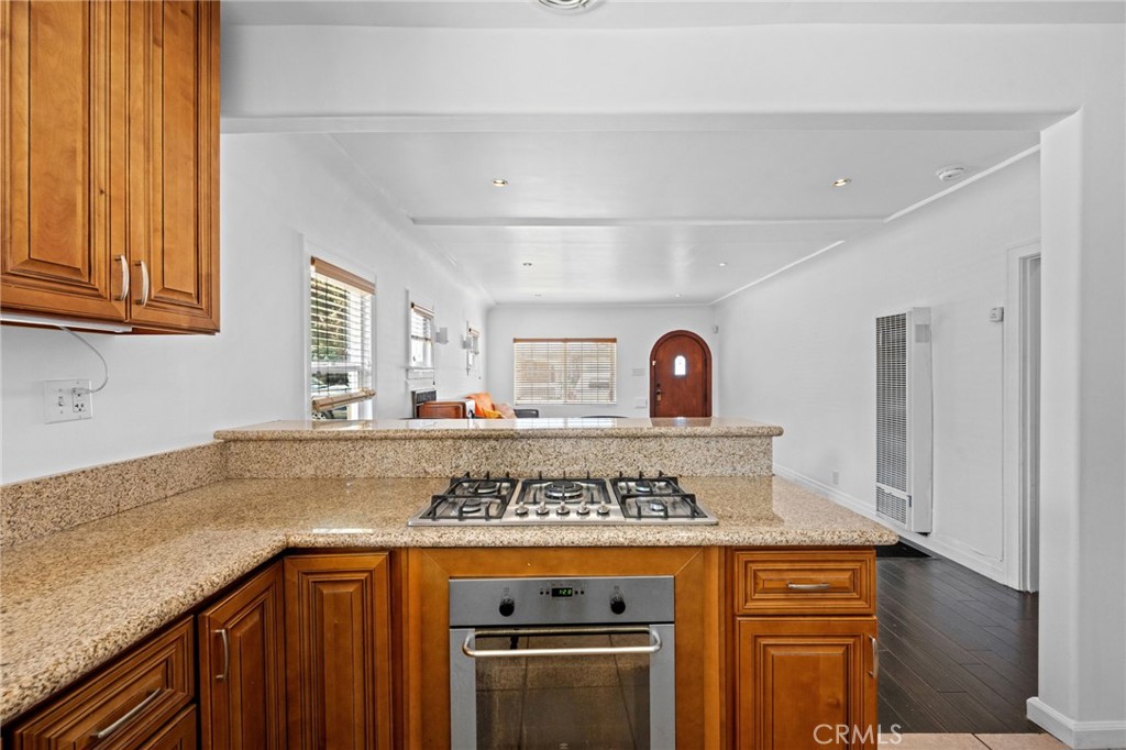 60 E Platt Street Property Photo 36