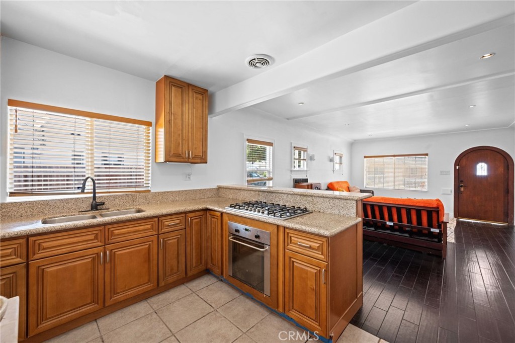 60 E Platt Street Property Photo 37