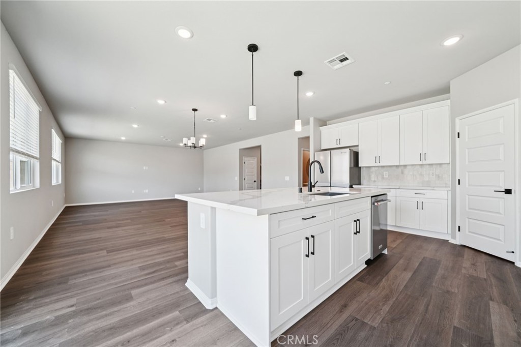 912 Lumia Circle Property Photo 14