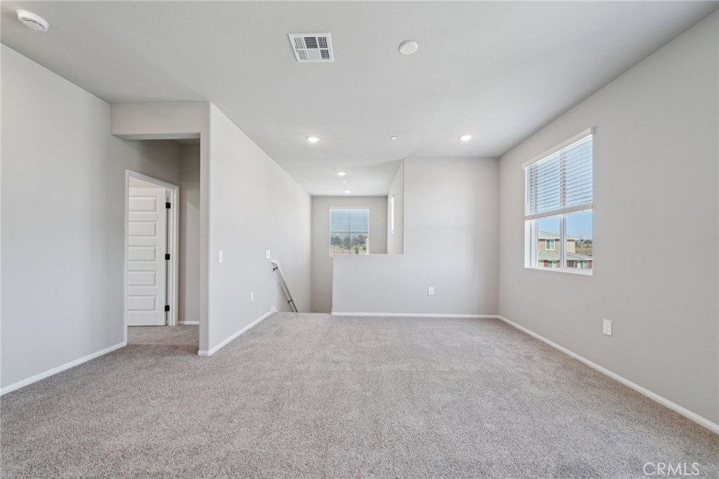 912 Lumia Circle Property Photo 31
