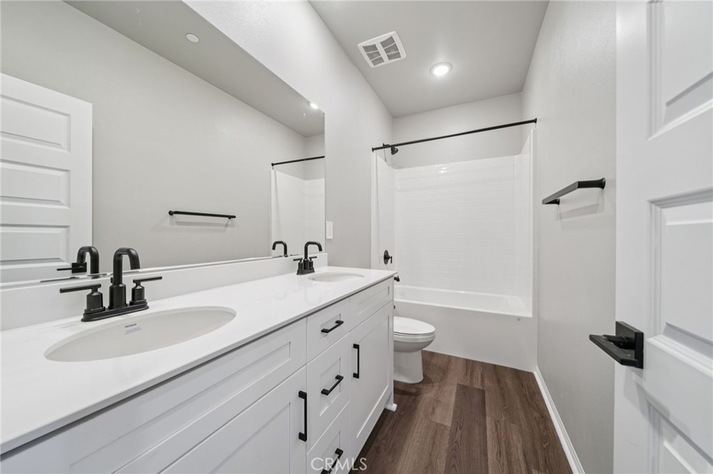 912 Lumia Circle Property Photo 46