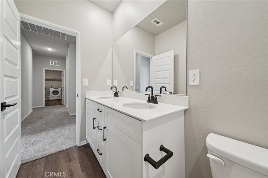 912 Lumia Circle Property Photo 47