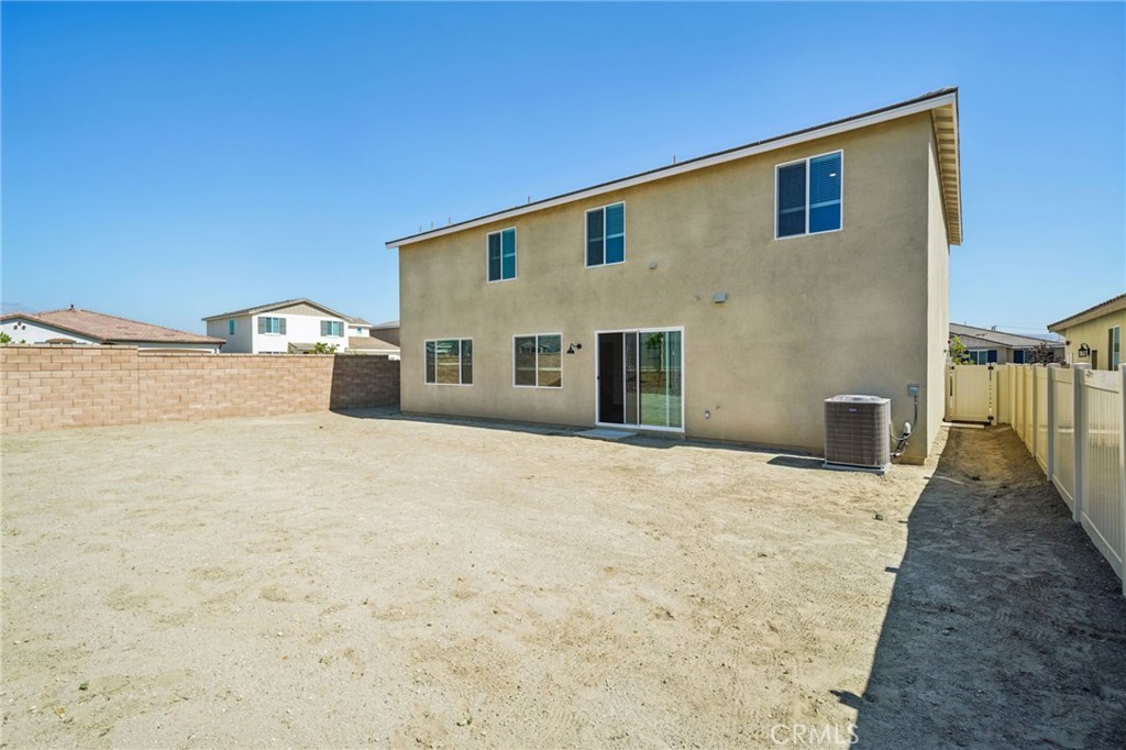 912 Lumia Circle Property Photo 65