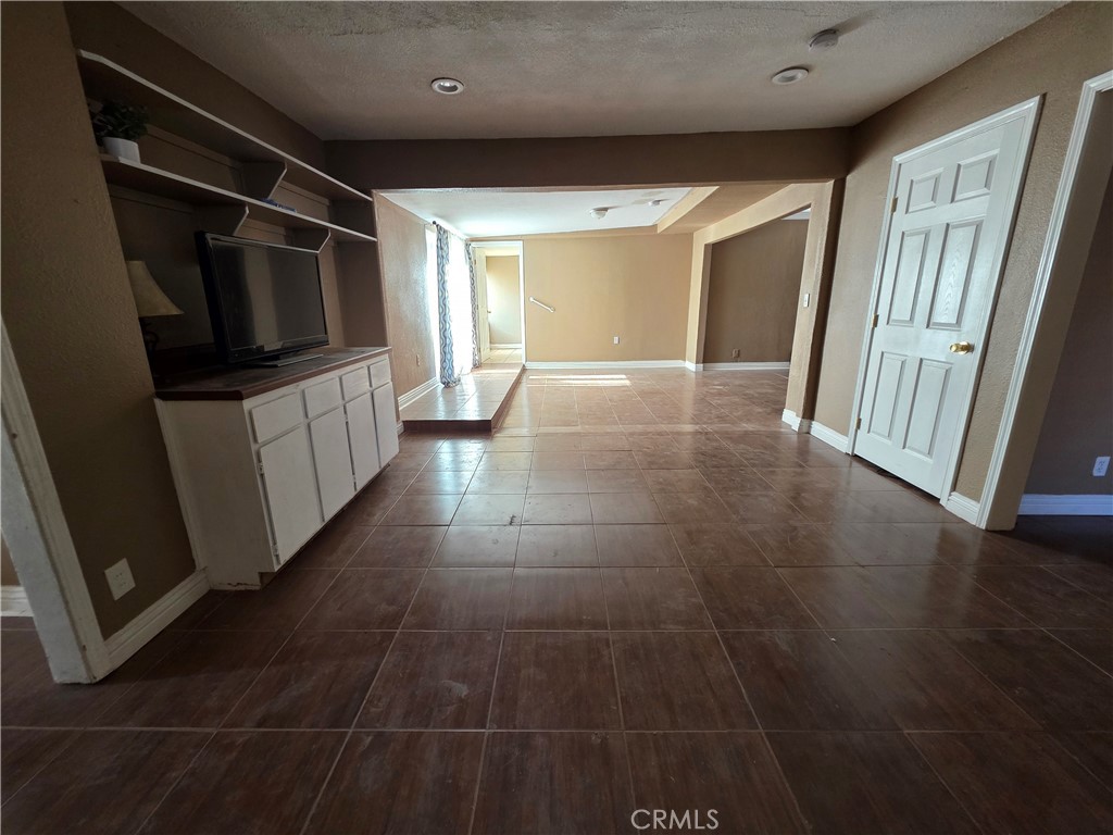 44108 Gadsden Avenue Property Photo 6