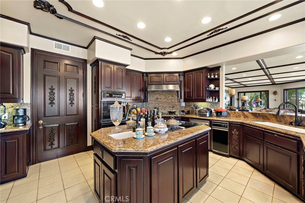 12 Rocky Point Road Property Photo 15