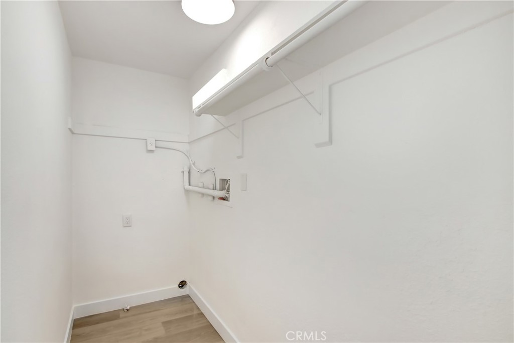 73 W Gilman Street Property Photo 9