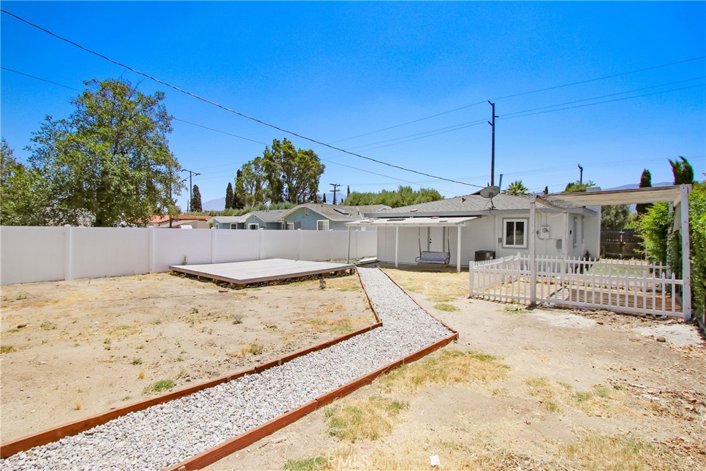 73 W Gilman Street Property Photo 14