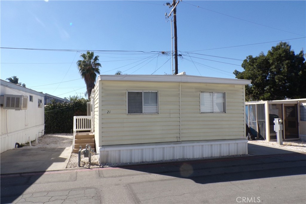 12710 3rd Street 21 Property Photo 2