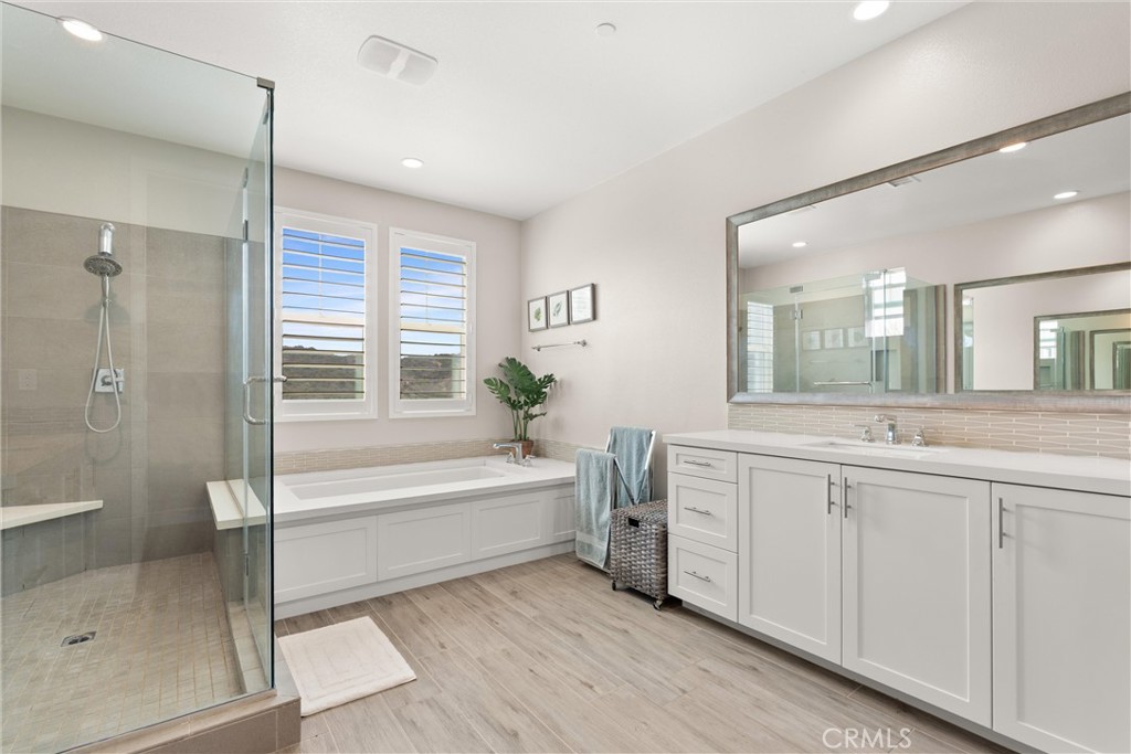 19 Tandeo Drive Property Photo 24