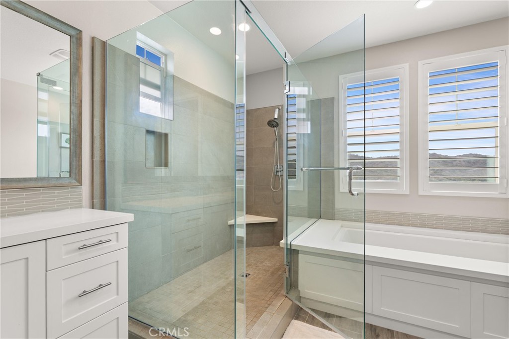 19 Tandeo Drive Property Photo 27