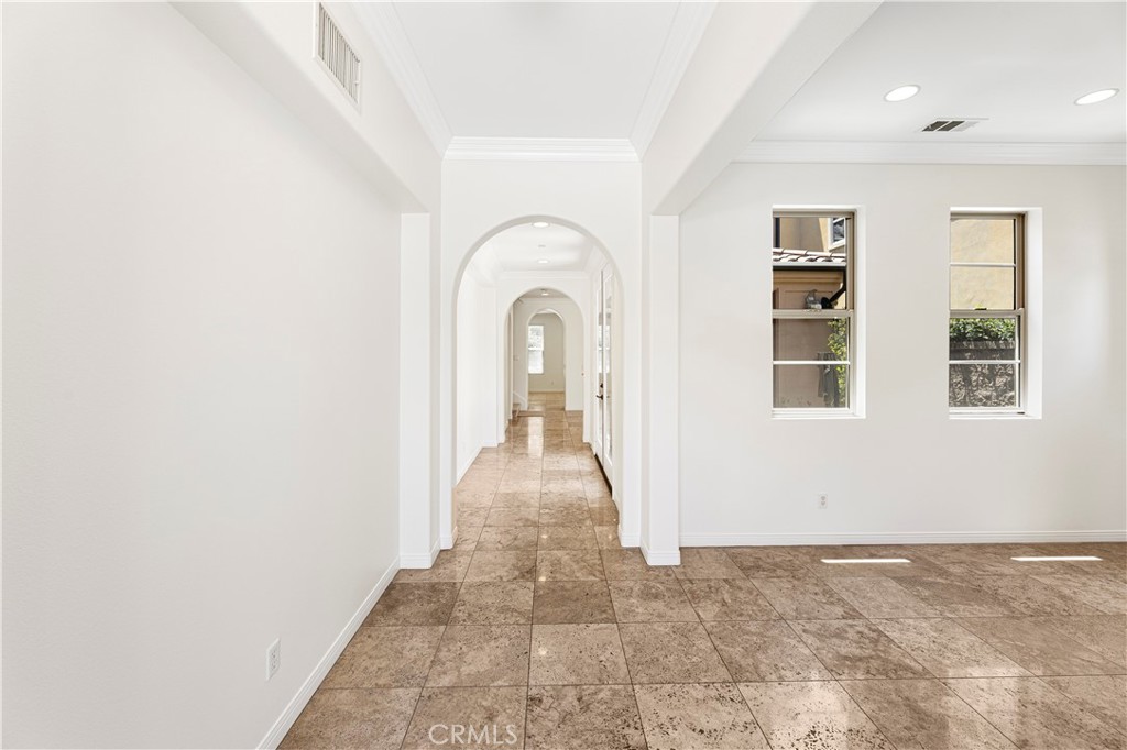 30 Arcade Property Photo 6