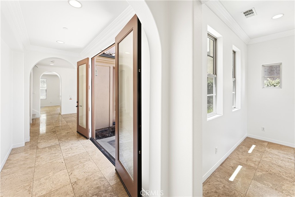 30 Arcade Property Photo 9