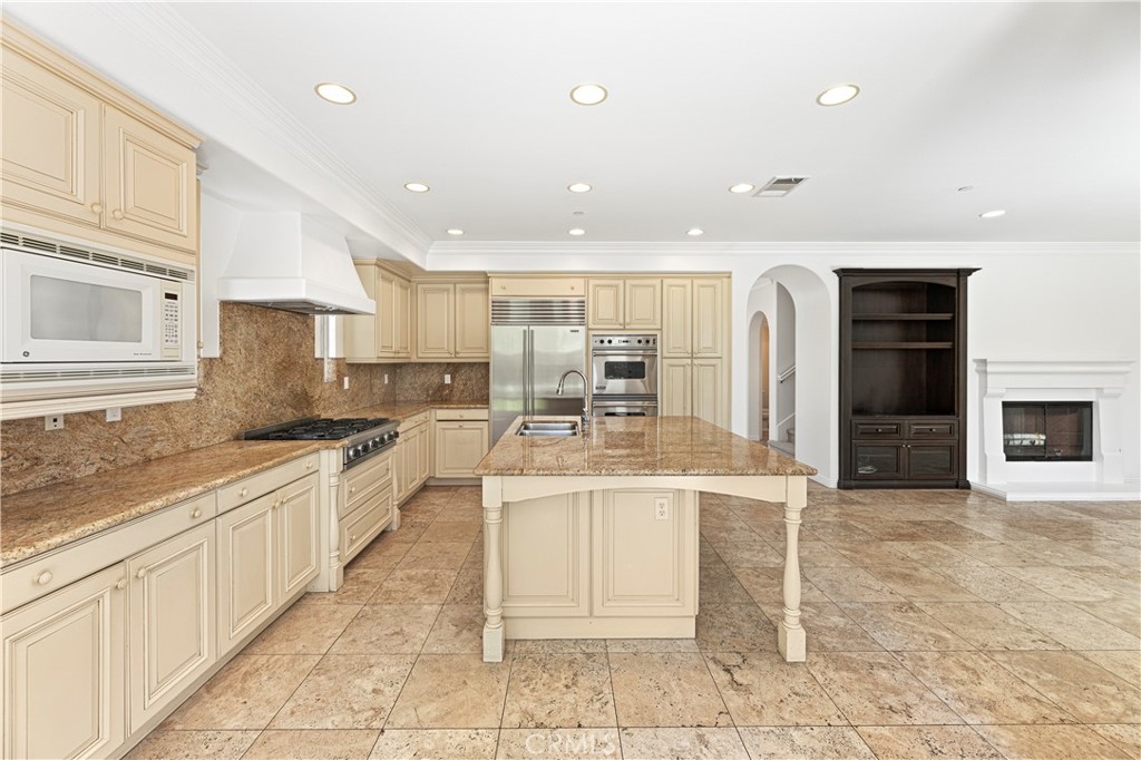 30 Arcade Property Photo 22