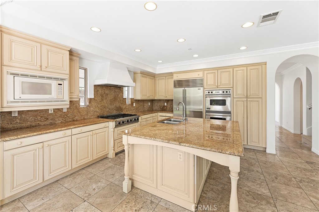 30 Arcade Property Photo 23