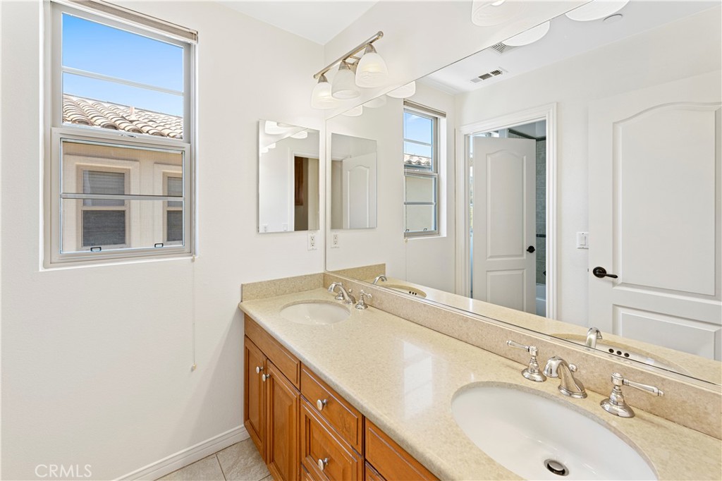 30 Arcade Property Photo 39