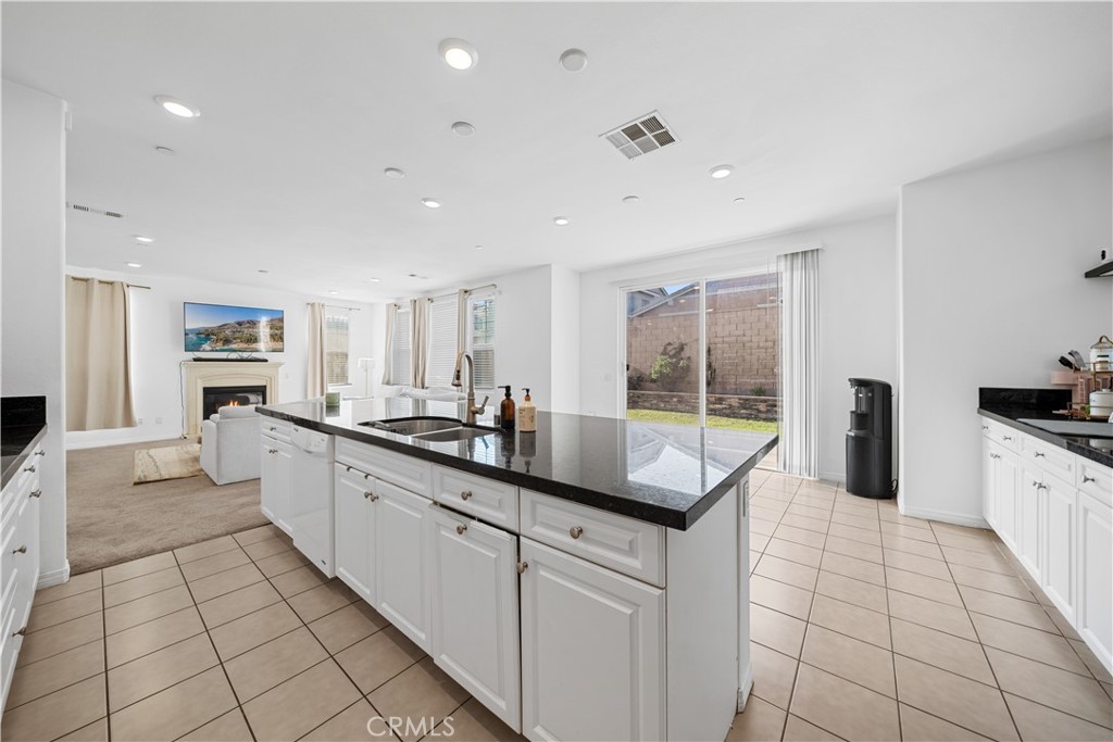 13126 Flagstaff Drive Property Photo 11