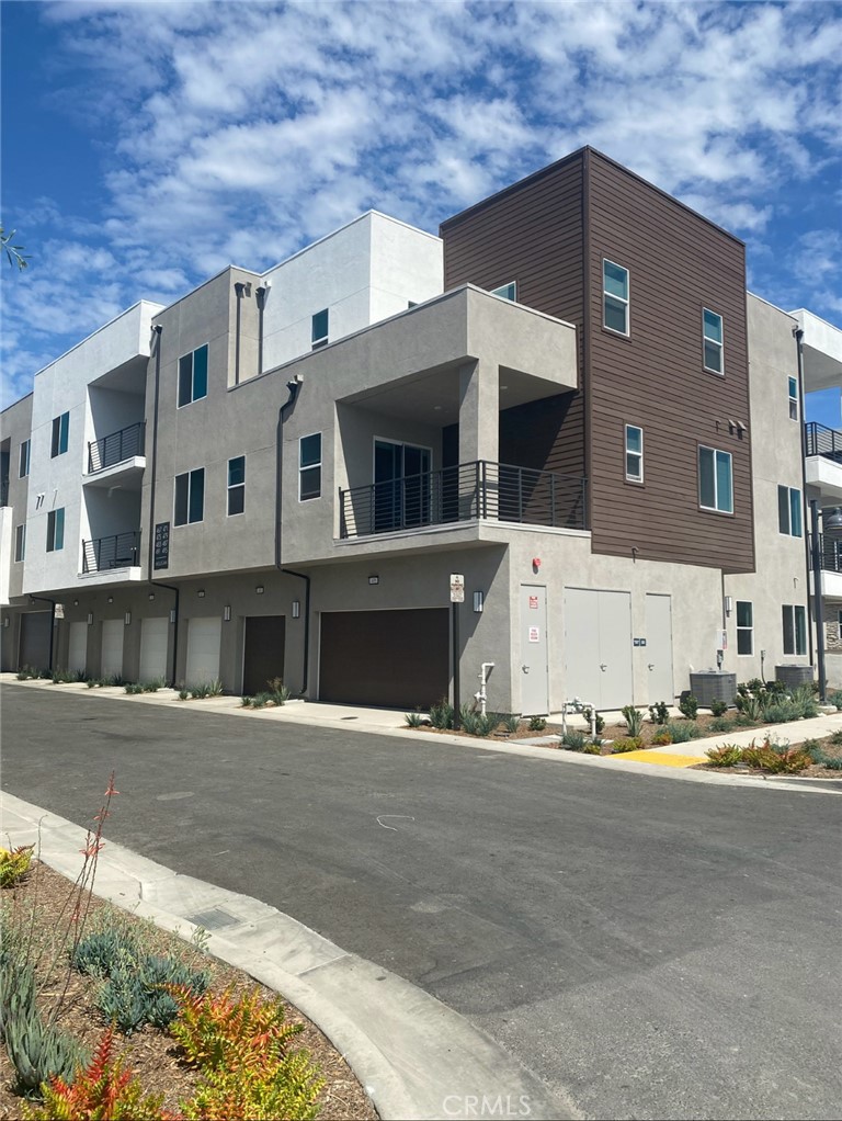 527 Mulligan Property Photo 1