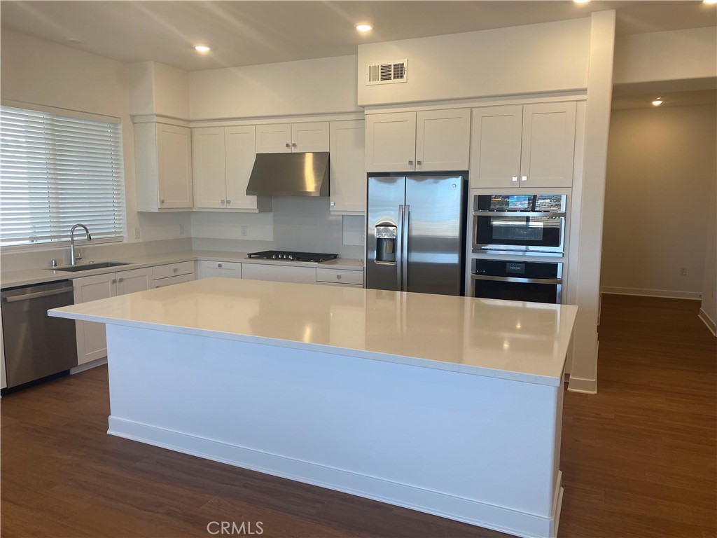 527 Mulligan Property Photo 2