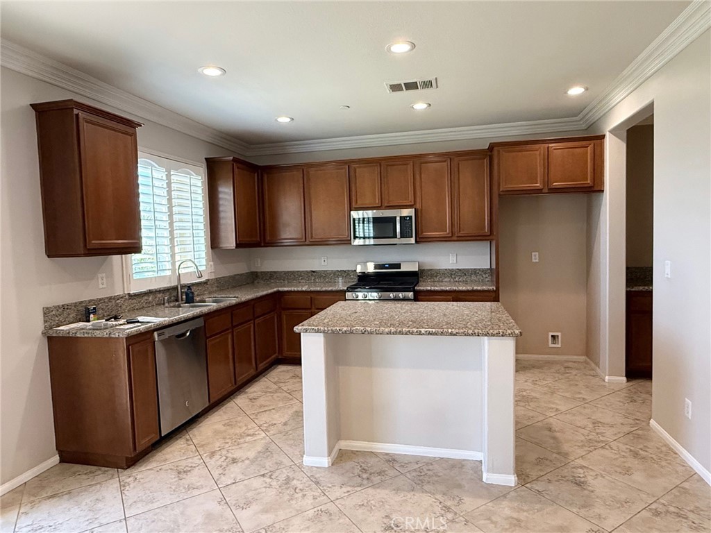12441 Melon Drive Property Photo 5