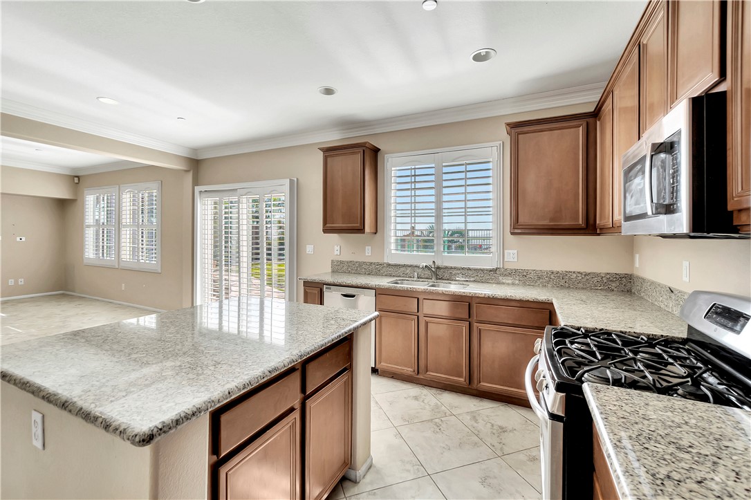 12441 Melon Drive Property Photo 8