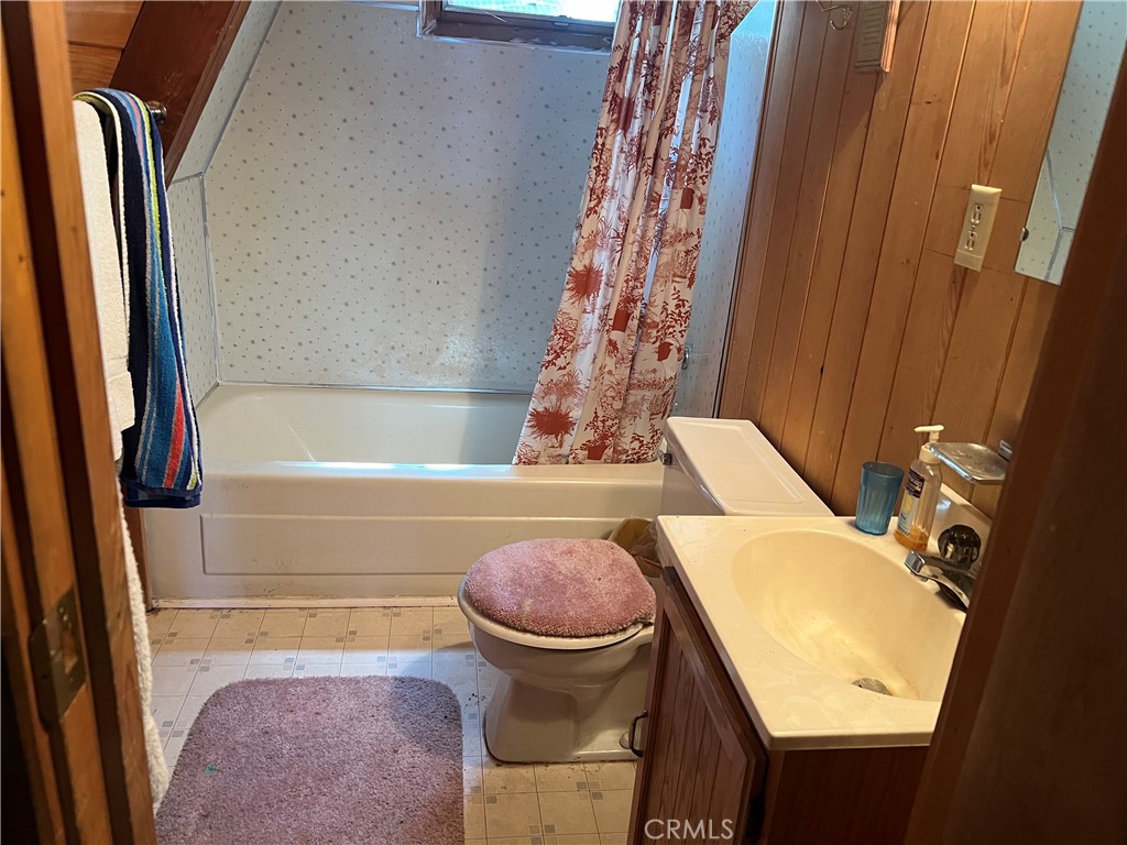 841 Glen View Lane Property Photo 15