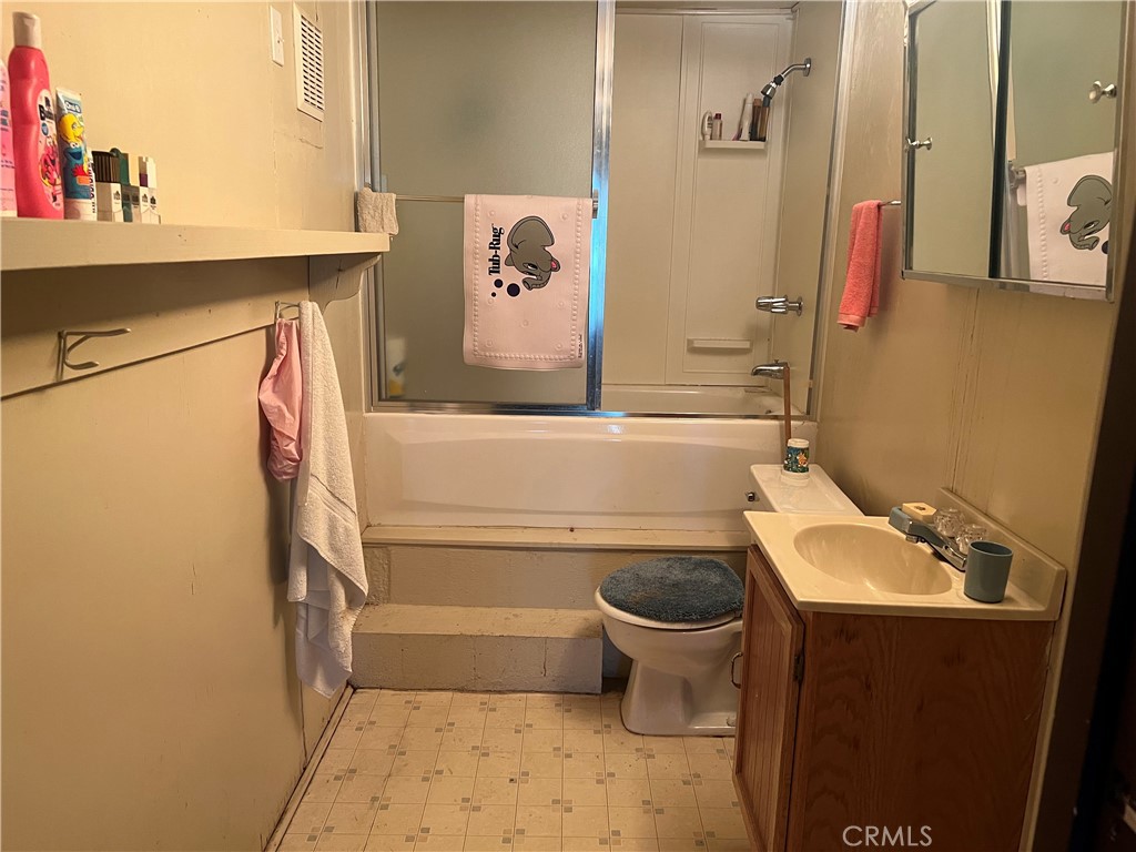 841 Glen View Lane Property Photo 28