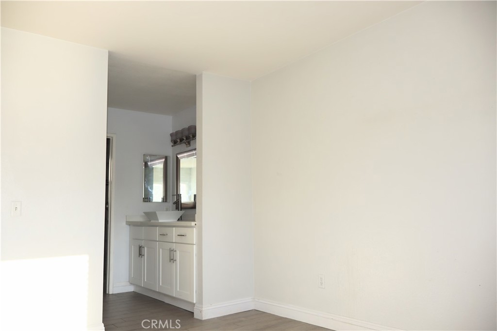 8425 Sunset Trail Place E Property Photo 16