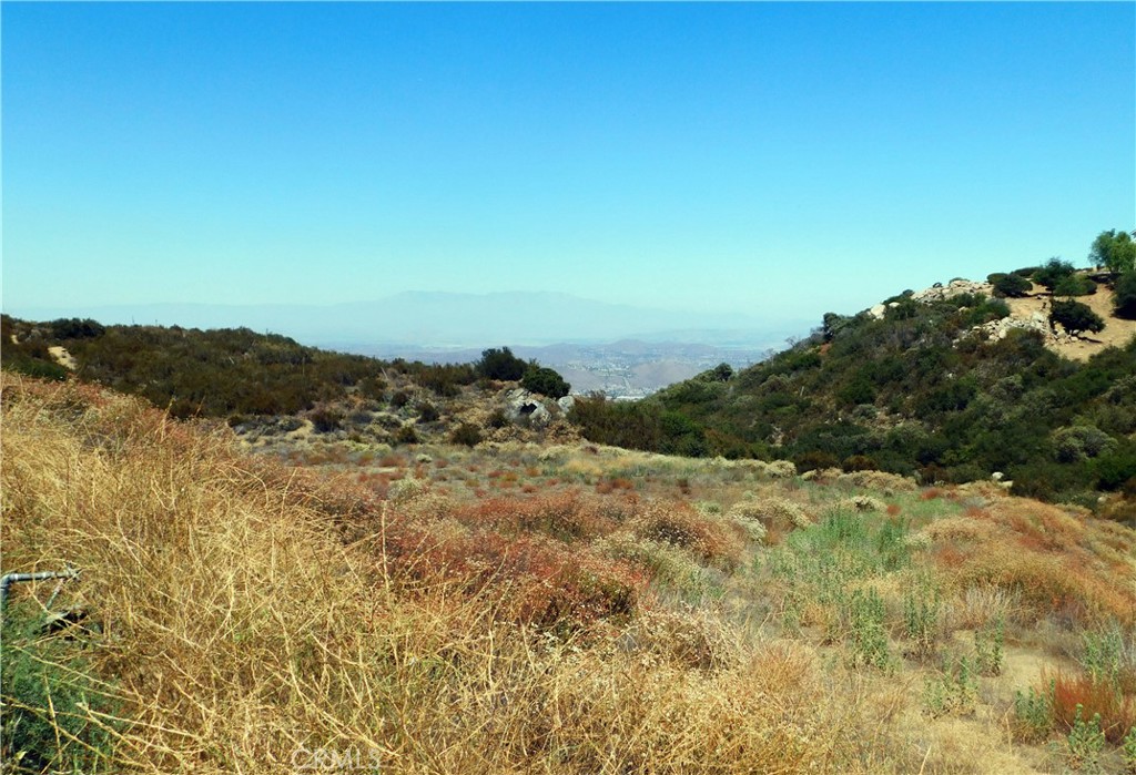 34550 S. Main Divide Property Photo 2