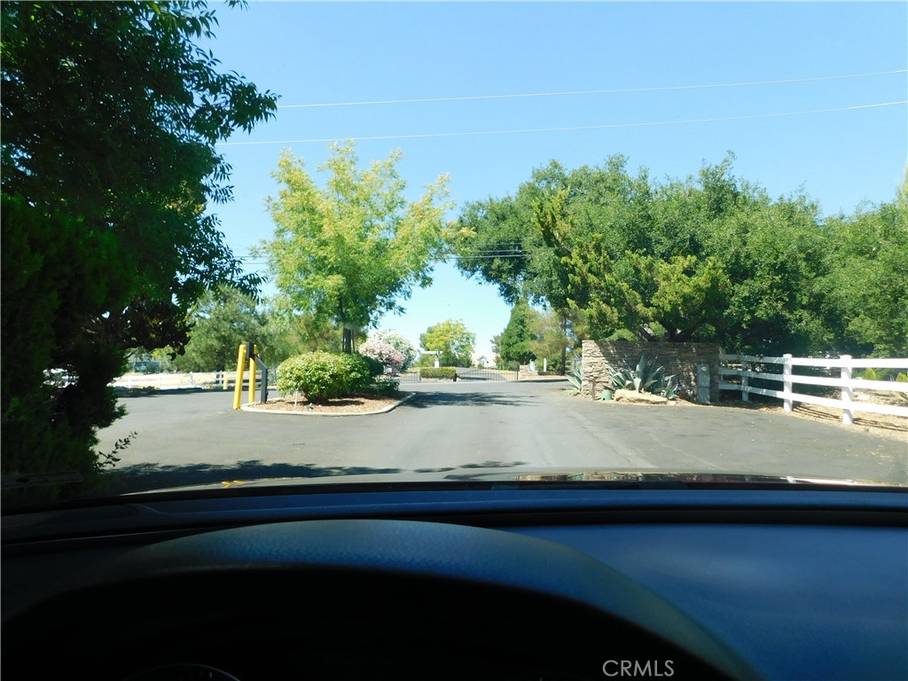 34550 S. Main Divide Property Photo 9