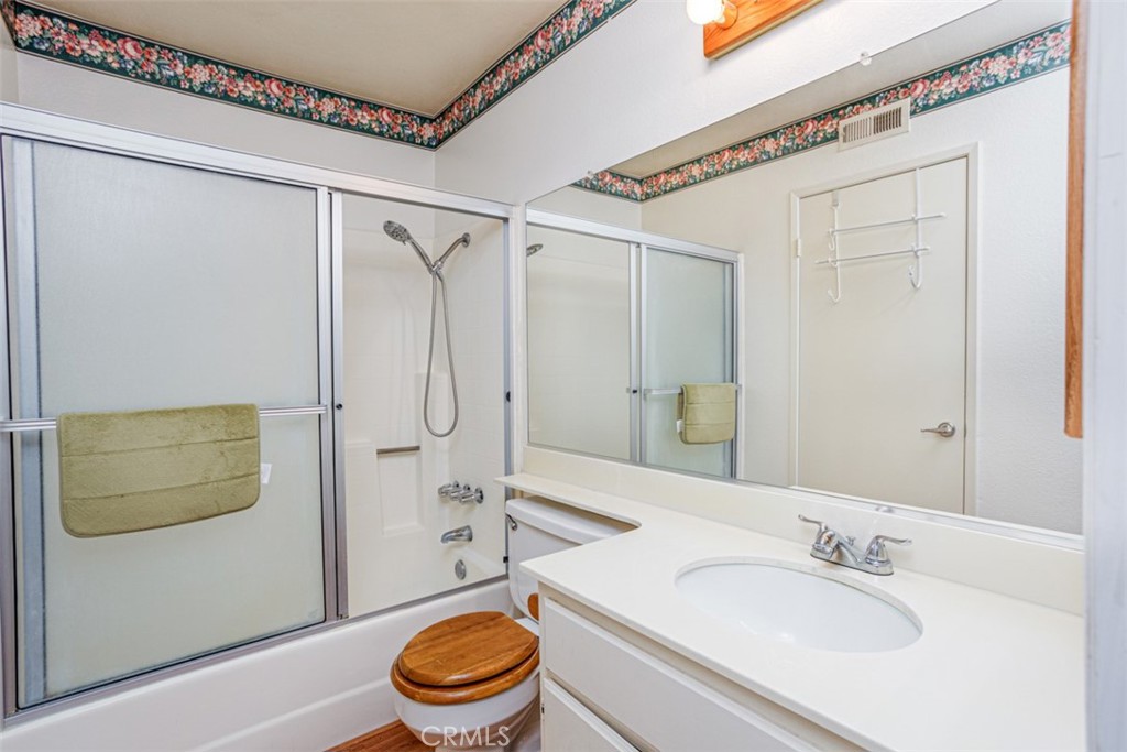 5168 W Pinehurst Drive Property Photo 14